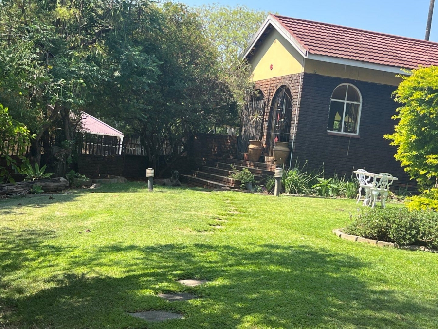 5 Bedroom Property for Sale in Elandsrand North West